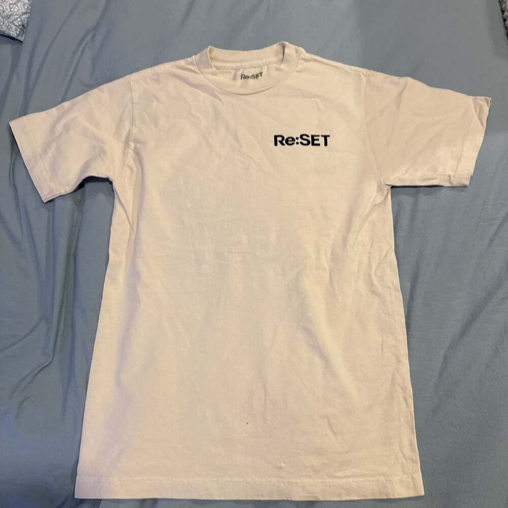 Re:Set Less Noise More Music 2023 Tee size‎ Small